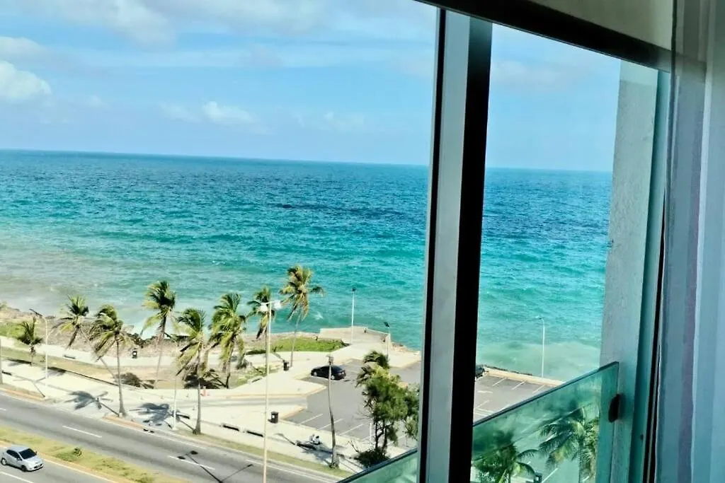 Lux Beachfront 2-Br Apartment Restaurant Santo Domingo 0*,  Dominik Cumhuriyeti