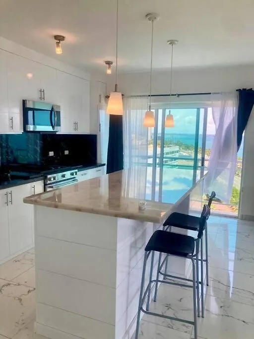 Lux Beachfront 2-Br Apartment Restaurant Santo Domingo