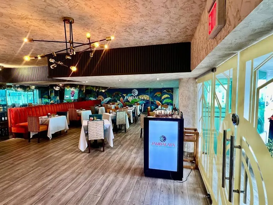 Lux Beachfront 2-Br Apartment Restaurant Santo Domingo Dominik Cumhuriyeti