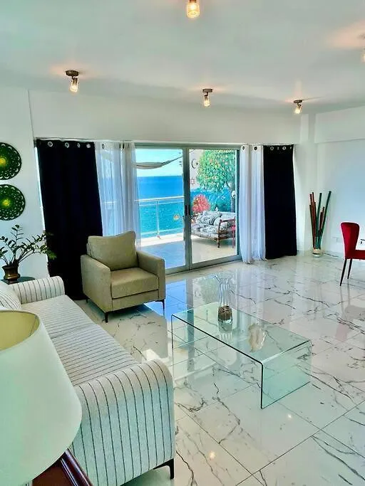 Lux Beachfront 2-Br Apartment Restaurant Santo Domingo